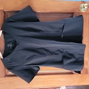 Cherokee infinity M black scrub top